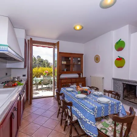 Montecatini Sleeps 4 Wifi Appartement Taino