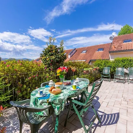 Montecatini Sleeps 4 Wifi Appartement